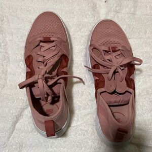 Nike Women's Rose and Burgundy Sneakers